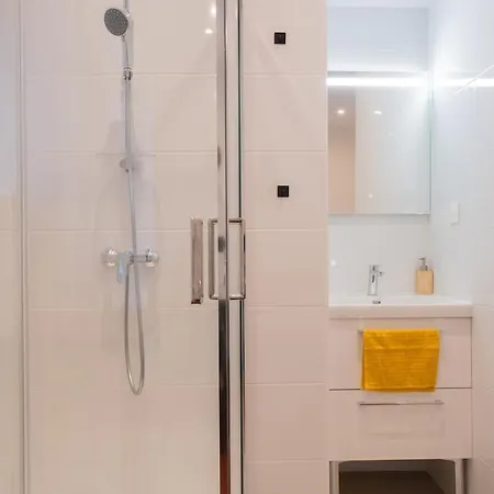 Apartament - Beautiful Bright - 10 Min